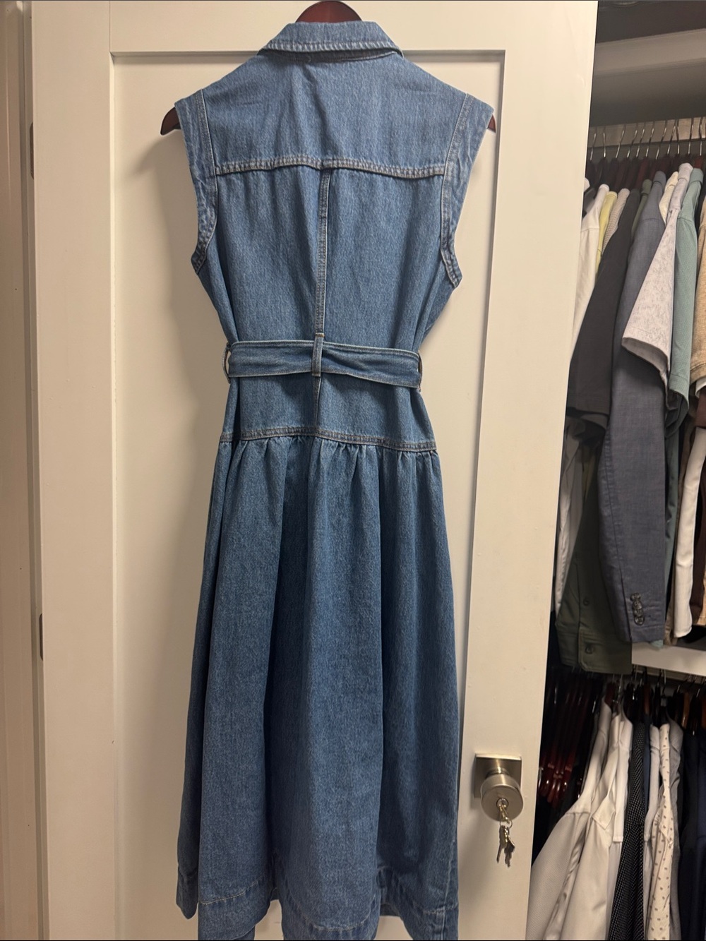 Universal Thread Blue Sleeveless Tie-Waist Denim Midi Dress - Picture 10 of 13